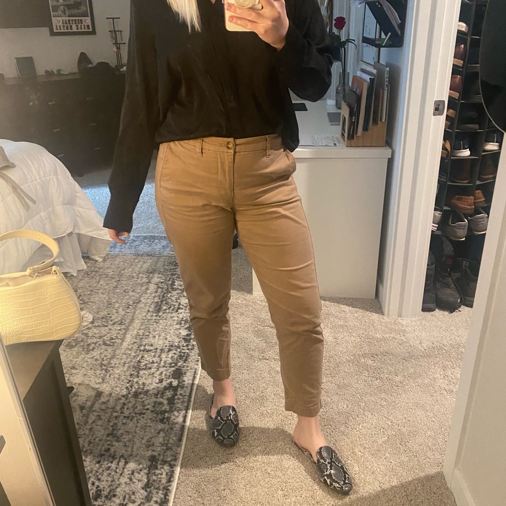 J Crew High Rise Girlfriend Chino - Khaki